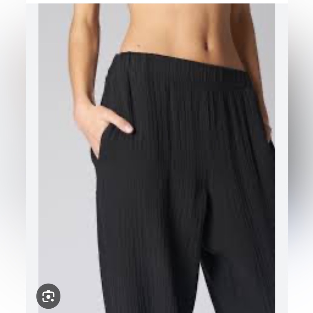 Xirena Dempsey Pant